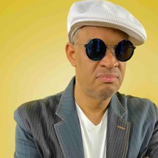 Raul Midon + 1&egrave;re Partie