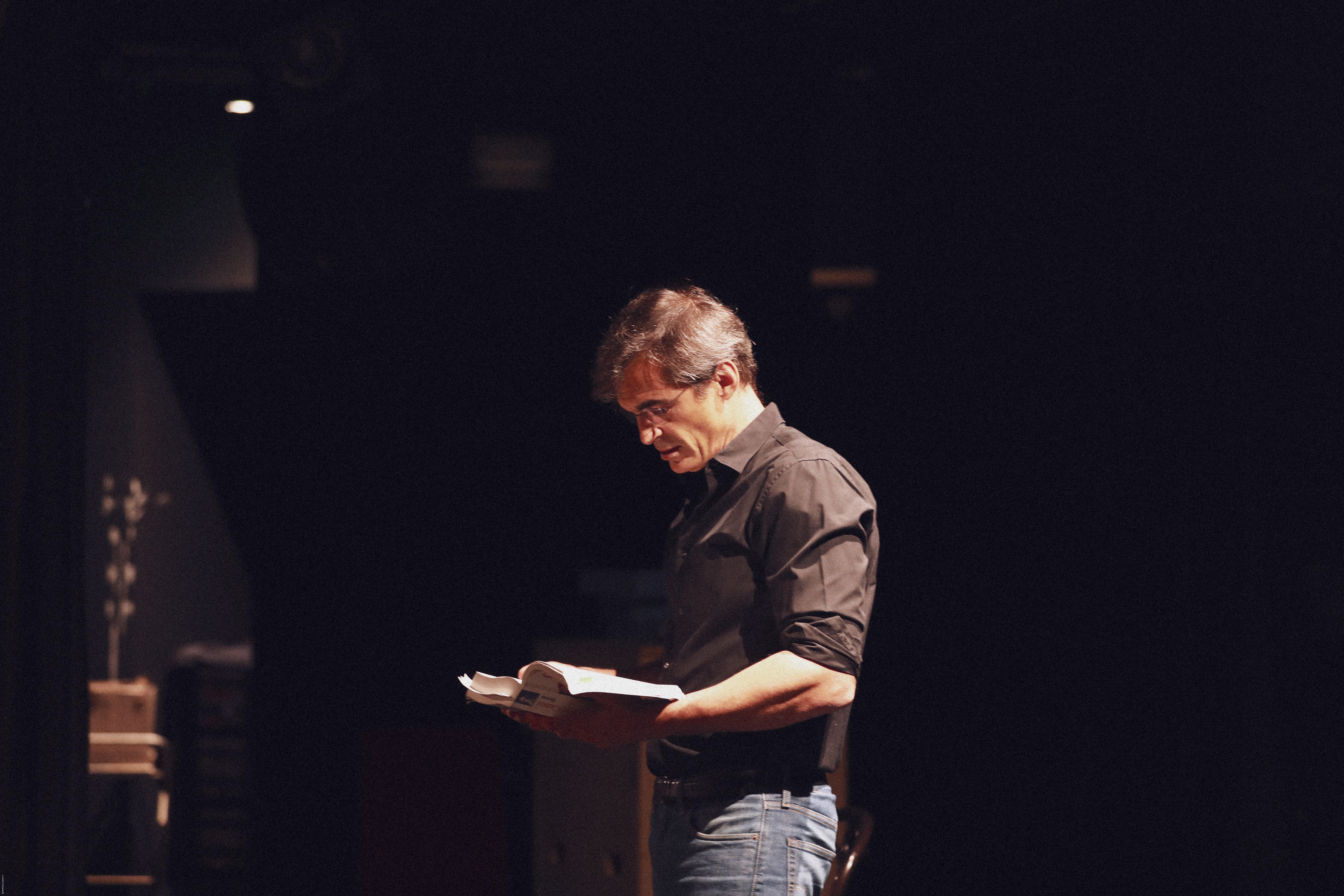 &copy; Anthony Caseiro