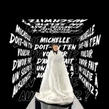 Michelle doit-on t'en Vouloir d'Avoir fait un Selfie à Ausch