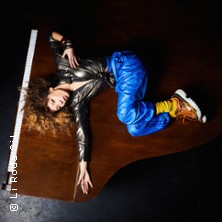 Flavia Coelho, Tournée