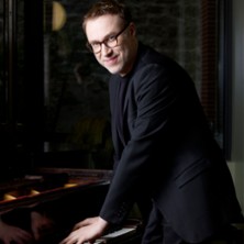 Jean-François Zygel met Saint-Loubes en Musique