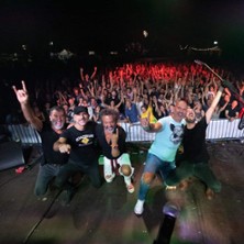 High Voltage - Tribute AC/DC