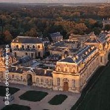 CH&Acirc;TEAU DE CHANTILLY CHANTILLY