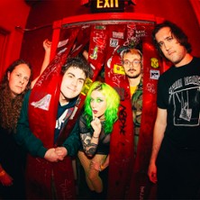 Frankie and the Witch Fingers + 1&egrave;re Partie